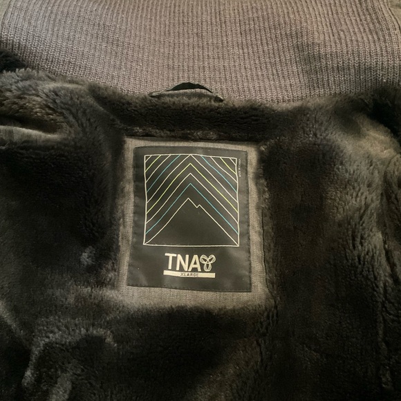 Aritzia TNA Verbier Parka - Picture 9 of 11